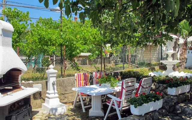 Dilly Pinezi i in Pinezi i