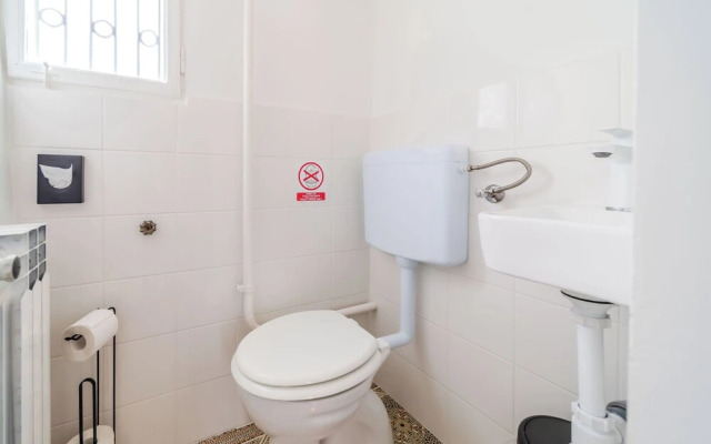 Family Friendly Apartment With Parking