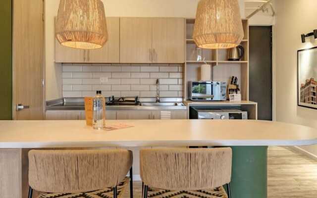 w Beautiful Loft With Balcony in Laureles
