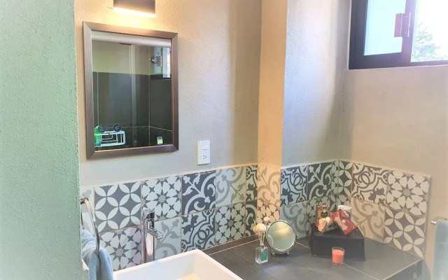 S02 Suite 2 min del TEC Wifi Terraza
