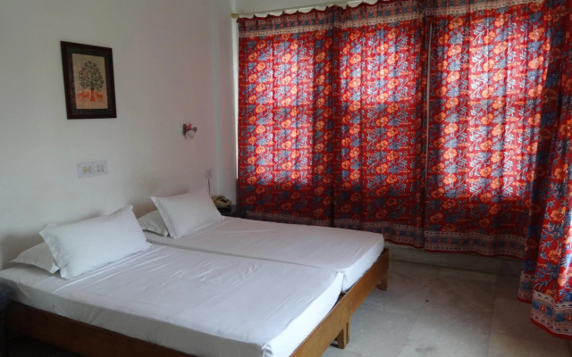 Jaiwana Haveli – Guest Rooms – Udaipur