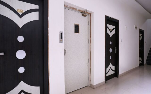 Laxmi Sadan Residency by OYO Rooms