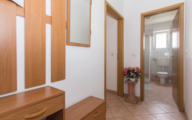 Nice Apartment in Pula With 2 Bedrooms