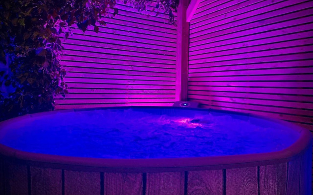Clifton Stylish Hot Tub House in Blackpool