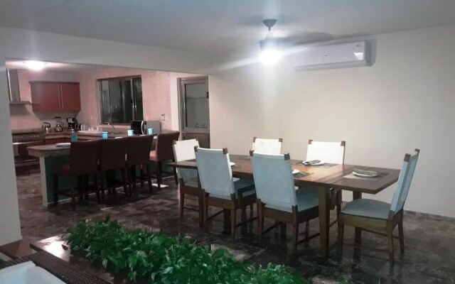 Casa Quetzal Cancun - 4 Br Home