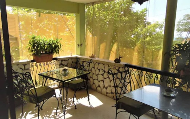 Mynt Retreat Bed and Breakfast