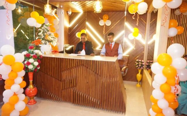 Hotel Mayra Grand By Mayra Group Of Hotels