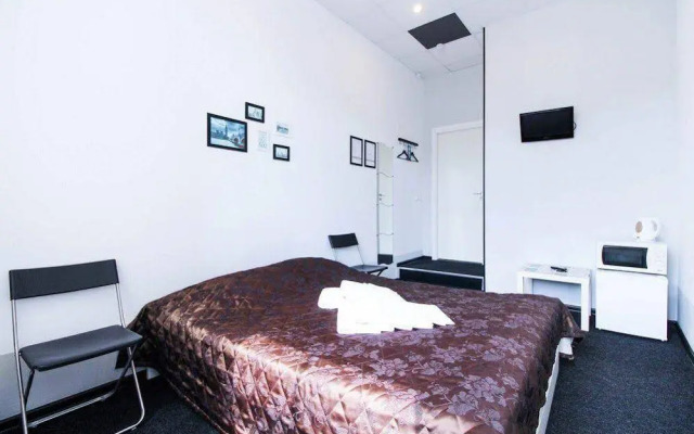 SuperHostel on Mayakovskogo 27