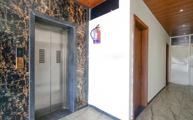 Fabhotel Ss Blue