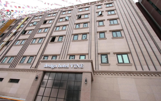 Vine Hotel