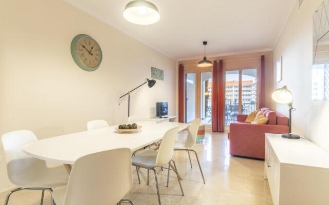 2187-Lovely 2bedrooms with pool and playground