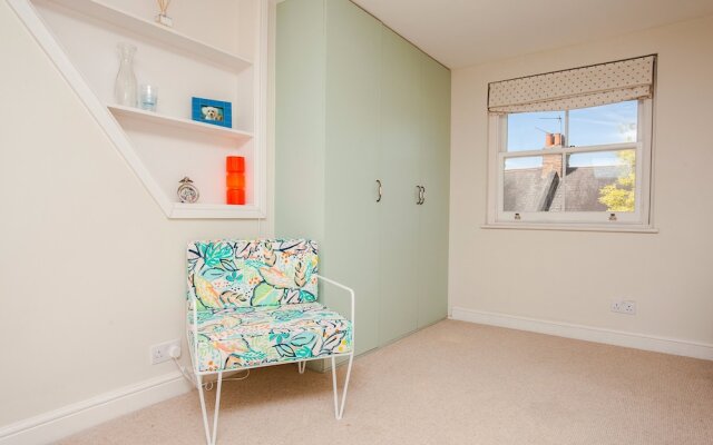 Bright Spacious 3 Bed Family Home In Shepherd's Bush
