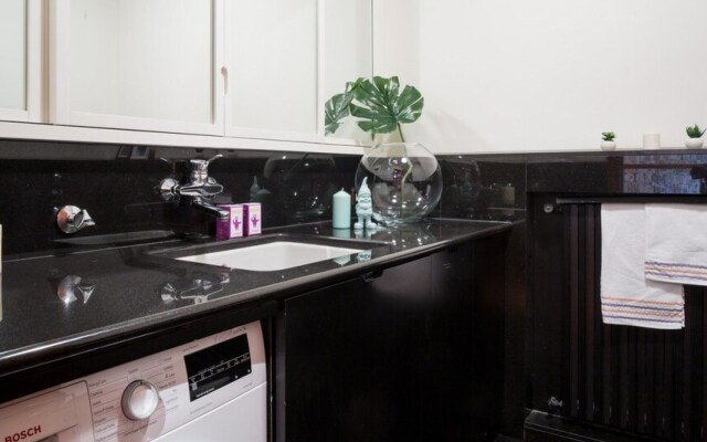 Montenapoleone Luxury Flat