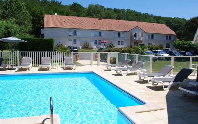 Hôtel Restaurant Relais des Champs