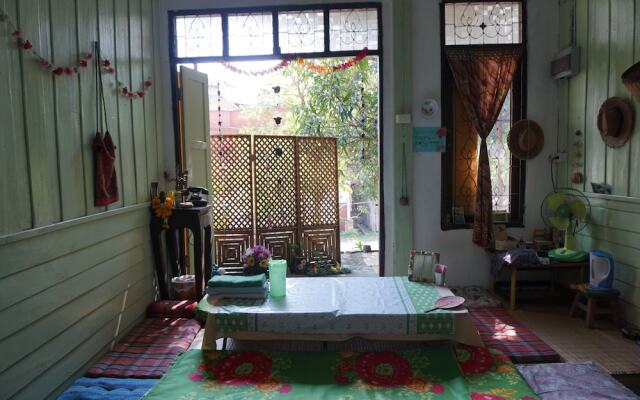 Chez Nous Homestay