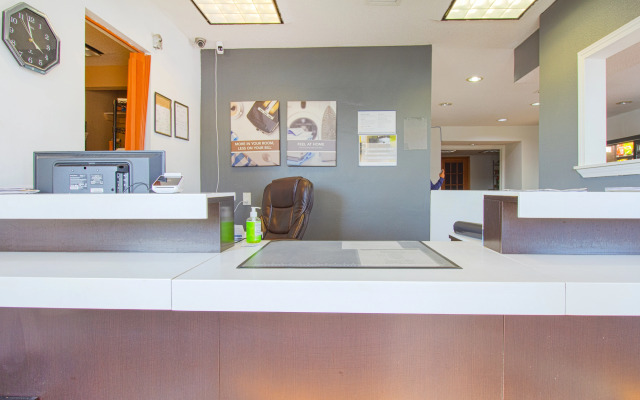 Studio Inn Exten Stay Oklahoma City Airport by OYO