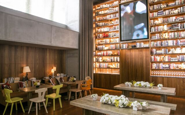 S Hotel Designed by Philippe Starck (Quarantine Hotel)