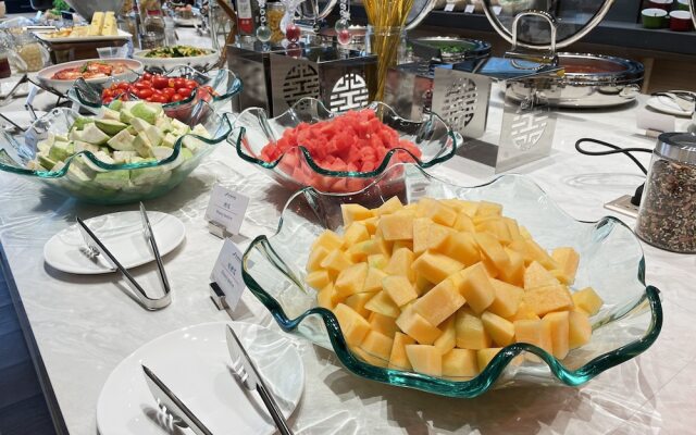 White Swan VYV Hotel