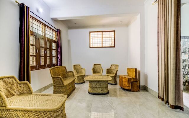 Oyo 30398 Hotel Royal Residency