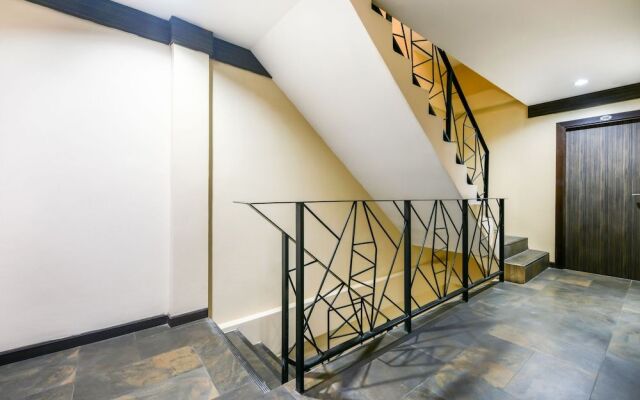 OYO 316 Cozy Rooms@Reader's