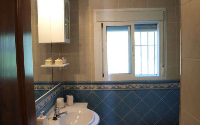 Villa - 3 Bedrooms with Pool and WiFi - 107791