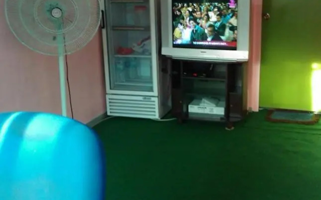 SPOT ON 90870 Karim Ct Guest House