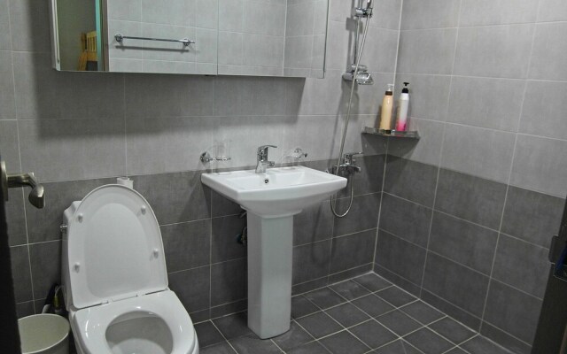 Leeon Guesthouse - Hostel