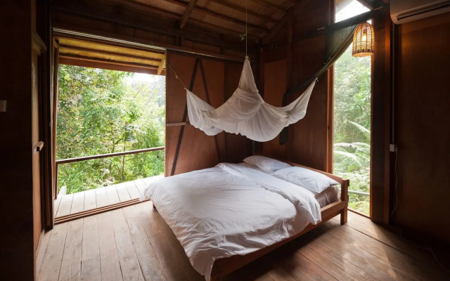 Paganakan Dii Tropical Retreat