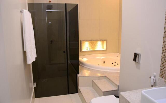 Valeriu's Palace Hotel