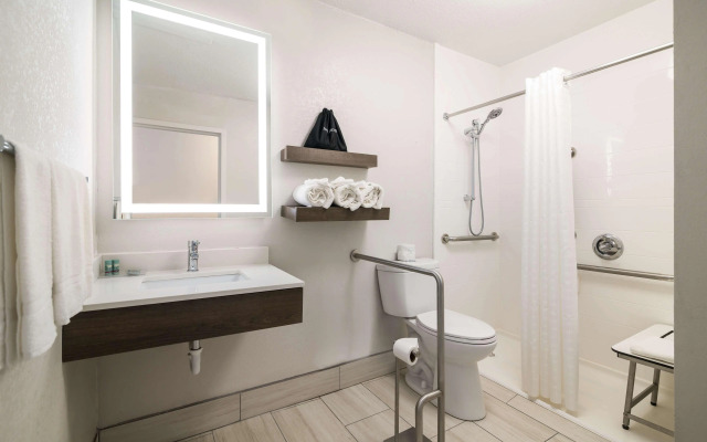 Best Western Plymouth Inn-White Mountains