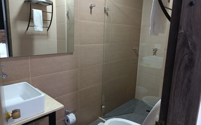 Hotel American Visa Corporate