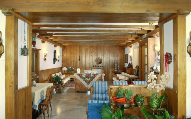 Hotel Albergo Dolomiti