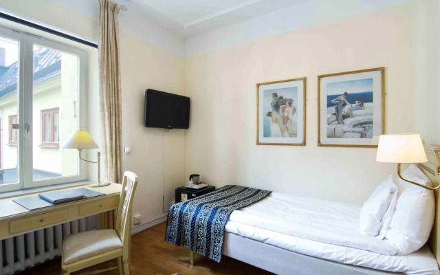 Mayfair Hotel Tunneln