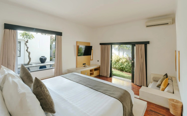 The Seminyak Suite - Private Villa - By Astadala – Guest Rooms – Bali