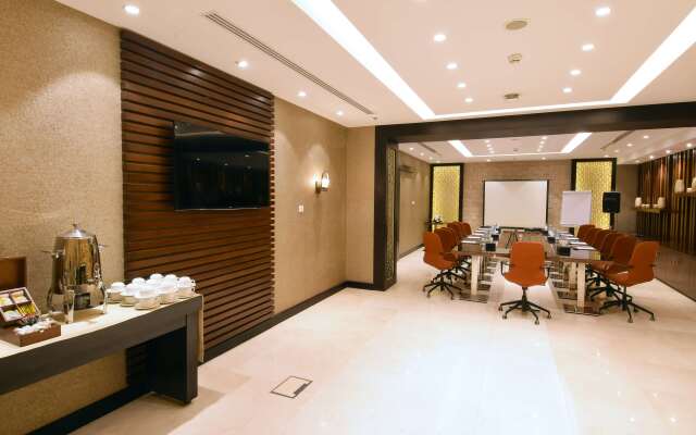 Best Western PLUS Fursan Hotel