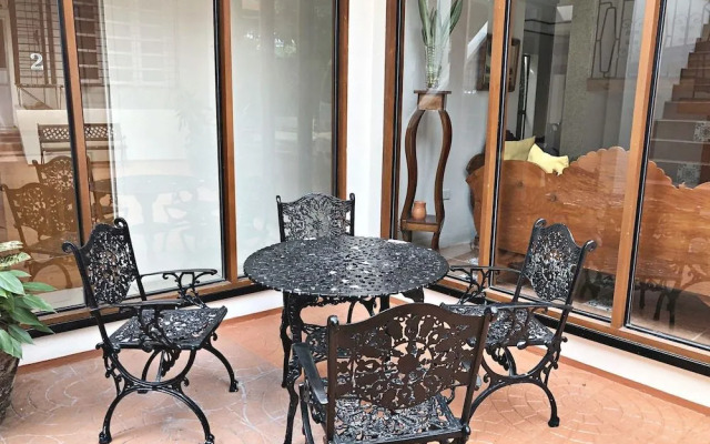 Casa Roces Bed and Breakfast