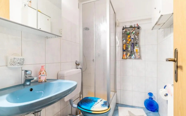 Id 5546 - Private Apartment