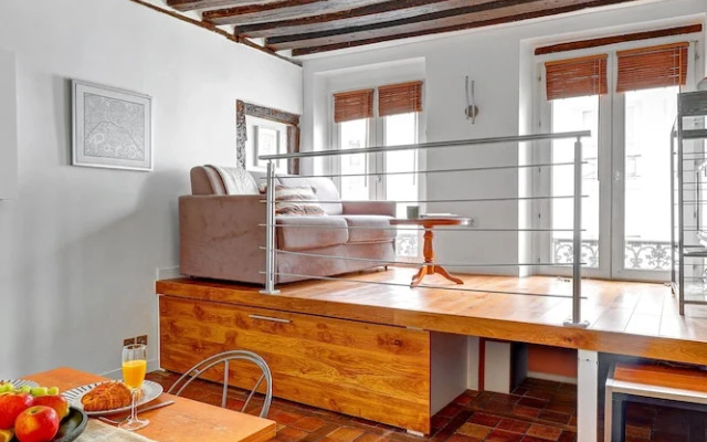 Elegant Studio in Le Marais - Sleeps 4