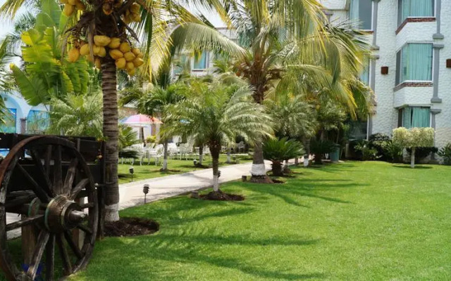 Hotel Fiesta Palmar