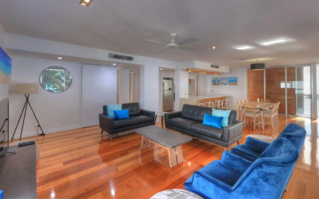 Maggies Beachfront Apartments
