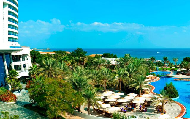 Le Meridien Al Aqah Beach Resort