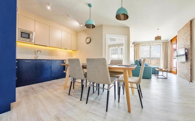 Stay Win Aura Gdansk I