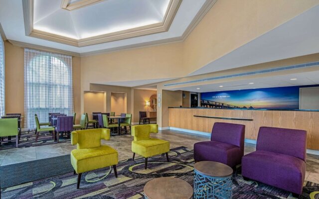 La Quinta Inn And Suites Naples Downtown
