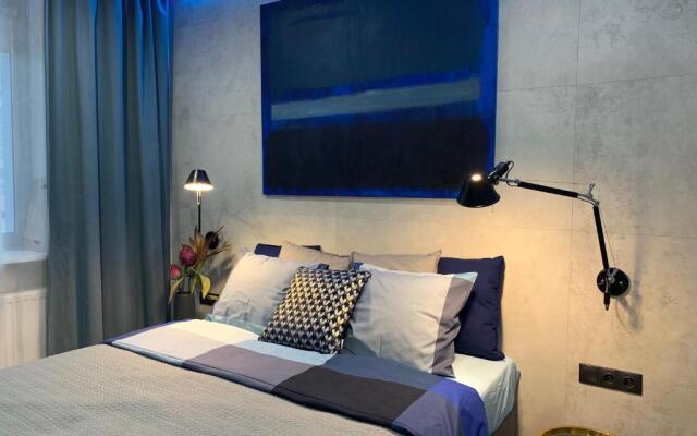 #7A WorkTravel Central MiniApart