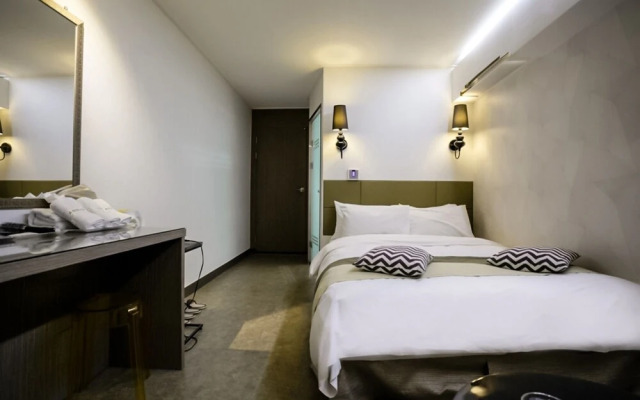 Yeoju Reverse Hotel