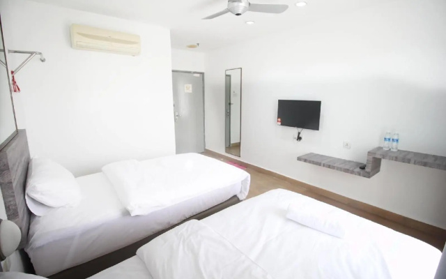 Tropical Hotel Kota Damansara – Guest Rooms – Petaling Jaya