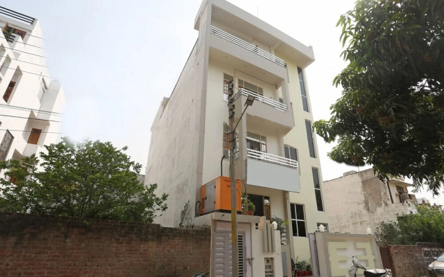 VMS Royal Inn By OYO Rooms