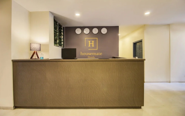 12 Star Hadapsar