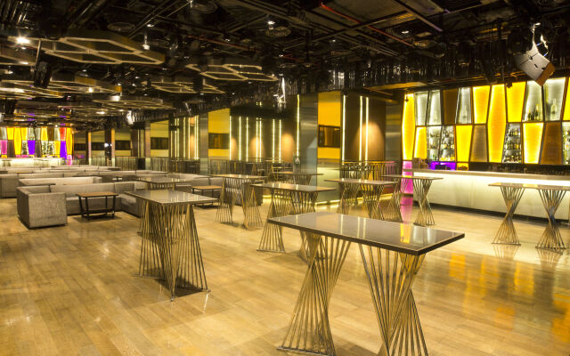 Holiday Inn Express Manila Newport City