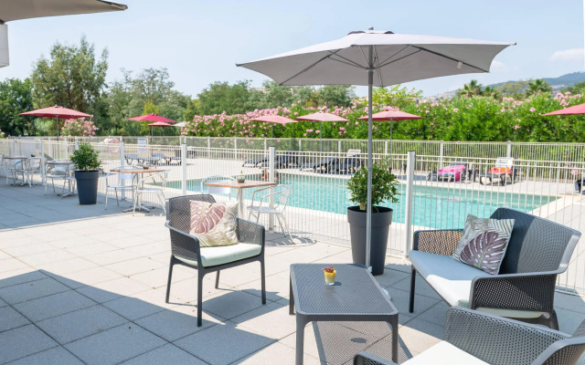 Comfort Aparthotel Cannes Mandelieu